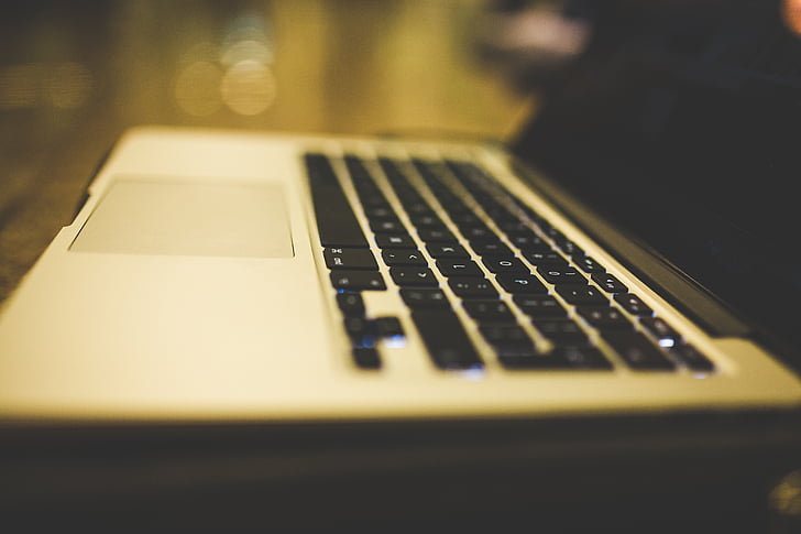 有几种方法可以处理旧计算机