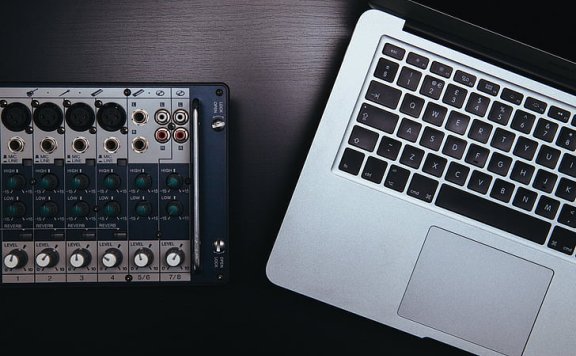 重振旗鼓：电脑回收业在2024下半年的崛起之路